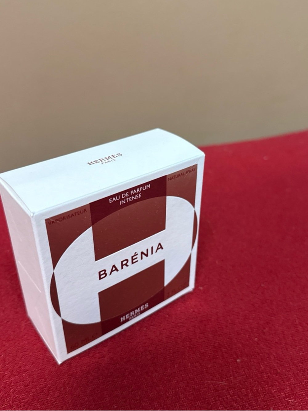 Hermès Barénia Eau de Parfum Intense 60 ml 2 Fl.Oz.- White & Deep Red Empty Box